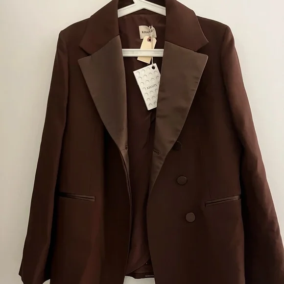 Khaite Johnson Satin Lapel blazer jacket sz8 NWT - Picture 3 of 4